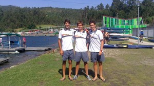 Imagen de los tres representantes del CNSA en Pontevedra