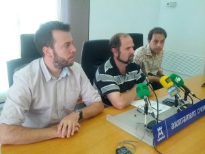 Joan Mayans, Alejandro Marí y Rai Prats, durante la rueda de prensa en la que mostraron su apoyo a Pilar Marí. Foto: V.R.