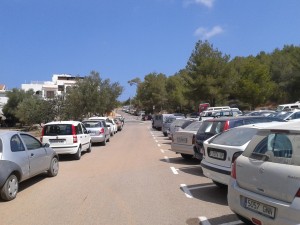 Imatge del col·lapse de cotxes. Foto: PSOE Sant Joan.