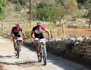 Jorge López y Pablo Fernández, segundo y tercero, respectivamente, en la prueba.