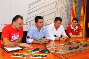 Pep Ribas, Rafa Triguero, José Antonio Verdugo y José Bonet, en la presentación de la Milla Urbana Isla de Ibiza.