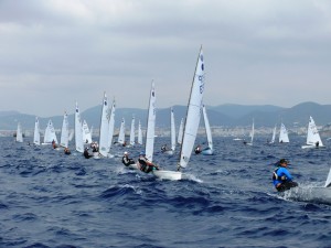 Un total de 53 regatistas participan en el Campeonato de España de clase Europa disputado en Ibiza.