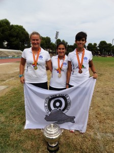 Magali Foulon, Miriam Alarcón y Lara Samperio lograron un nuevo oro en arco recurvo femenino.