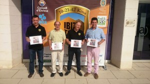 Juanjo Planells, José González, Matías Navas y Rafa Triguero, durante la presentación de la Ibiza Trail Maratón.