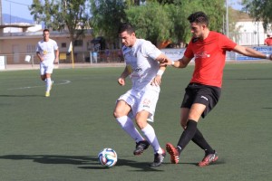 Pau Pomar, en un lance del encuentro disputado en Campos. Foto: Fútbol Balear