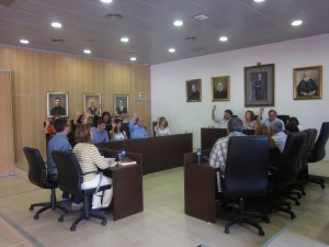 Momento de la votación en el pleno. Foto: Ajuntament de Sant Josep.