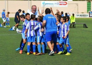 La Penya Blanc i Blava se ha proclamado campeón del grupo 2 benjamín.