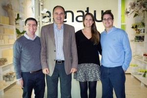 El alcalde de Santa Eulària, Vicent Marí, con otros compañeros de la corporación, en la inauguración