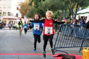 Joel López se impuso en los últimos metros a Raúl Paolucci en la prueba benjamín, alevín y especial.