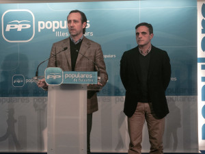 Bauzá y Marí Boso, durante la rueda de prensa. Foto:PP 