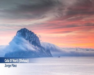 Fotografía de Es Vedrà que se ha situado entre las tres finalistas de este concurso.  Imagen: Facebook El Tiempo TVE