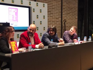 La editora Laura Álvarez, José Corbacho, Juan Cruz y el guionista y escritor Enric Pardo durante la presentación en Barcelona de 'People from Ibiza'. 