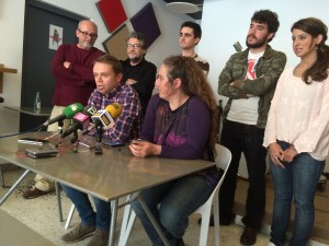 David Ribas y Viviana de Sans, presidieron la rueda de prensa para anunciar a los candidatos provisionales como Miquel Ramón (segundo por la derecha). Foto: L. A.