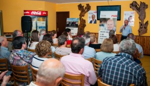 La reunión celebrada por el PSOE con los vecinos de Can Tomás. Foto: FSE-PSOE