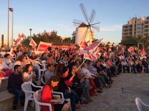 Los asistentes al acto celebrado en sa Punta des Molí. 