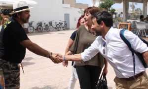 El candidato socialista, Rafa Ramírez, con Francina Armengol.