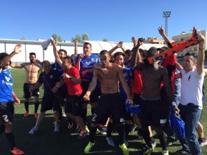 El Formentera celebra el título de Liga 2014-15 en Manacor