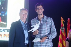 Marc Tur recibió el premio al mejor deportista en la gala de los Premis de l'Esport 2015. Fotos: C. V.