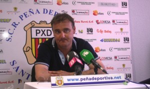 Mario Ormaechea, durante la rueda de prensa posterior al partido ante el Poblense. Fotos: C. V.