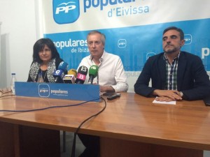 Un momento de la comparecencia en la sede del PP, Foto: B. R.