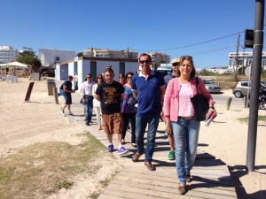 La candidata a la alcaldía de Vila por el PP junto a los integrantes de su lista en Talamanca.