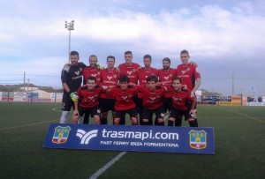 Once inicial del Formentera en el partido frente al Atlético Sanluqueño. Foto: V. R.