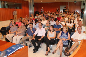 El público presente en la presentación del último volumen de la Enciclopedia de Eivissa y Formentera. 