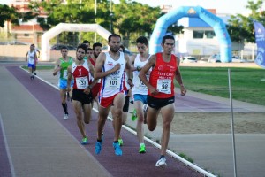 Salva Crespo (CA Pitiús) compite en las pruebas de 800 y 1.500 metros.