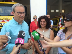 Vicent Torres y Pepa Marí en el edificio de Carreteras del Consell. 