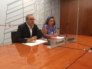 Vicent Torres y Viviana de Sans, en la rueda de prensa. Foto: L.A.