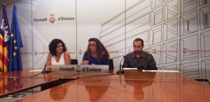 Pepa Marí, Viviana de Sans y Miquel Vericad, en rueda de prensa. 