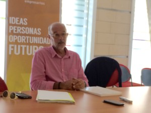 Jesús Sánchez, presidente de la Asociación de Empresarios de Salas de Fiesta y Discotecas de Balears, hoy en rueda de prensa. Foto: L.A.