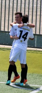 David Camps y Raúl Muñoz celebran el segundo gol del equipo.