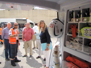 Durante la visita también han podido conocer los medios con los que cuenta el 061