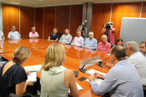 Imatge de la reunió que es va celebrar ahir al Consell.