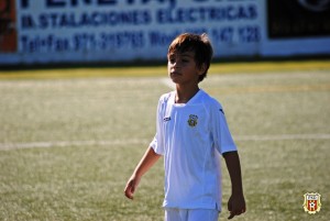 Uno de los jugadores de la Peña Deportiva prebenjamín, que fue finalista del torneo.