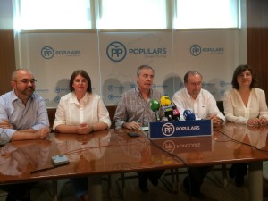 La rueda de prensa del Partido Popular, hoy en el Consell. 