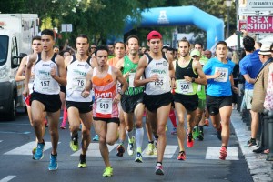 Un total de 249 corredores tomaron la salida en el Paseo Vara de Rey.