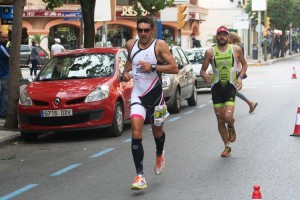 Dos de los participantes en la Avenida de España.