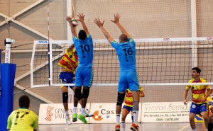 El Ushuaïa Ibiza Voley sumó su segunda victoria en la pista de L'Illa Grau. Foto: RFEVB