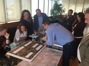 Presentación a los miembros del Consell Executiu del estado de la tramitación de la carretera de Santa Eulària. 