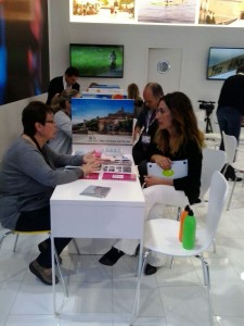 La concejal de Turismo de Vila, Gloria Corral, en la feria de Londres. 