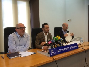 Joan Ribas, Rafa Ruiz y Alfonso Molina en la presentación de presupuestos. 