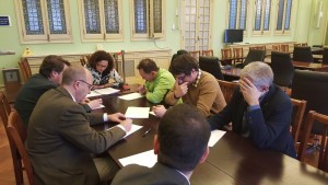 Reunió de la consellera Catalina Cladera amb els responsables econòmics dels grups Parlamentaris de la cambra.