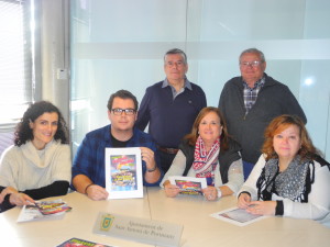 Miembros de la Asociación de Vecinos durante la presentación del programa de actividades.