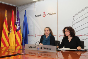 Viviana de Sans y Pepa Marí, durante la rueda de prensa de esta mañana. 