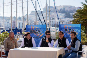 Un momento de la presentación de la AD Ibiza Half Triatlón.