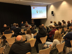 Reunión por la consulta sobre el proyecto de la carretera de Santa Eulària, en el Palau de Congressos.