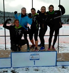 Las integrantes del equipo júnior femenino del Playas de Castellón lograron el cuarto puesto.