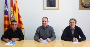 Foto de la firma del convenio 'Cooperativa del camp' en Formentera.